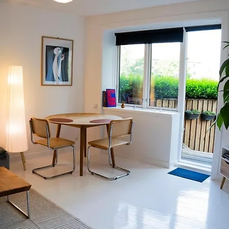 Spacious Nordic Cph Garden I 5 Min To Metro Lejlighed