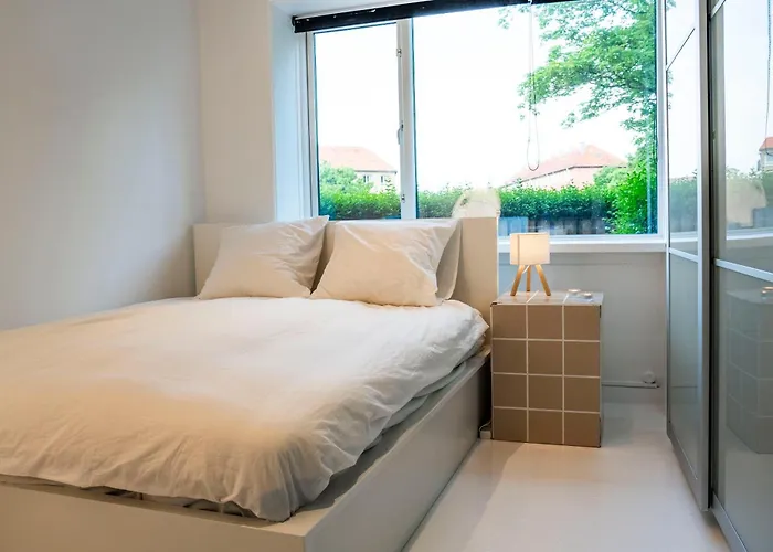 Spacious Nordic Cph Garden I 5 Min To Metro 아파트 *